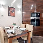 Apartamento Ultra - Balcony - Sunny