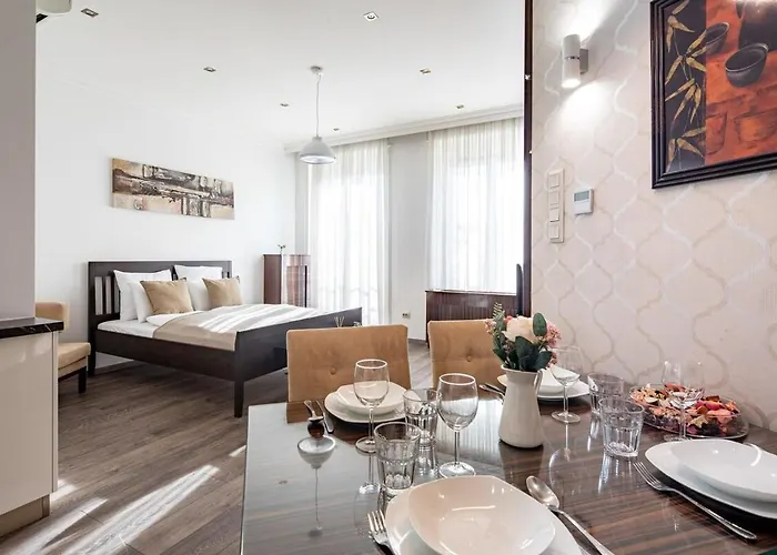 Ultra - Balcony - Sunny Budapesta