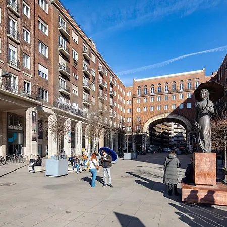 Ultra - Balcony - Sunny بودابست